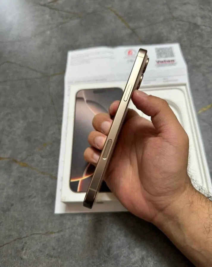 İphone 16 Pro Max — 6