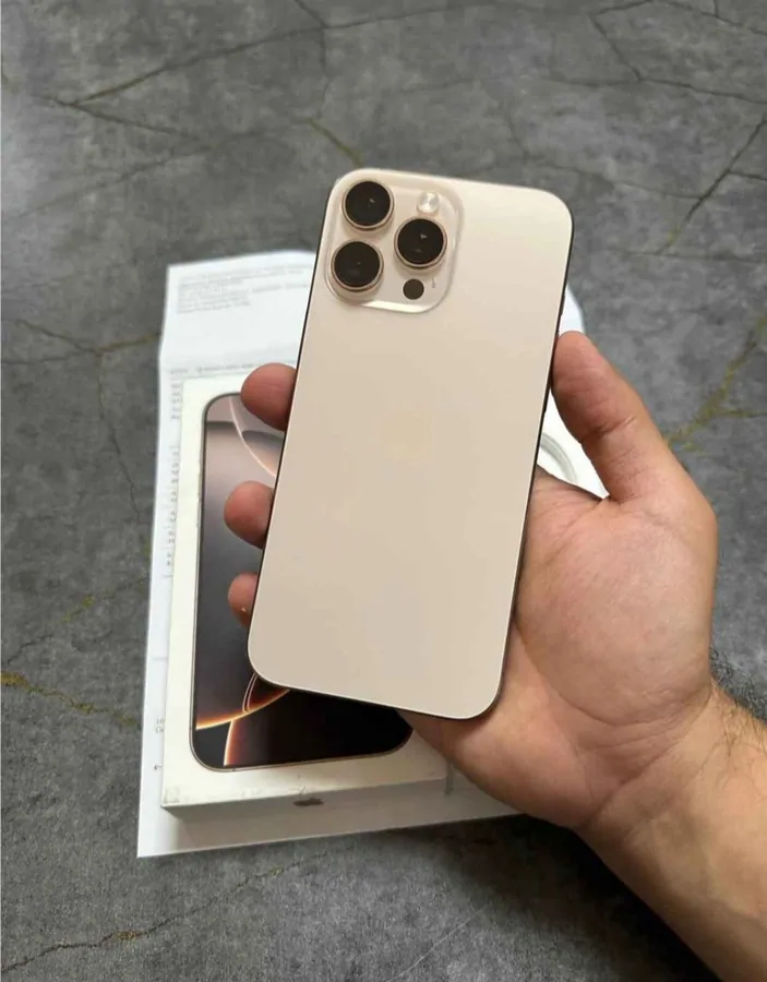 İphone 16 Pro Max — 8