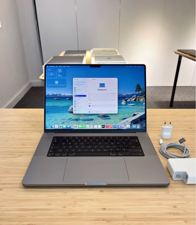 MacBook Pro (M1 Pro) 32GB RAM 16inc